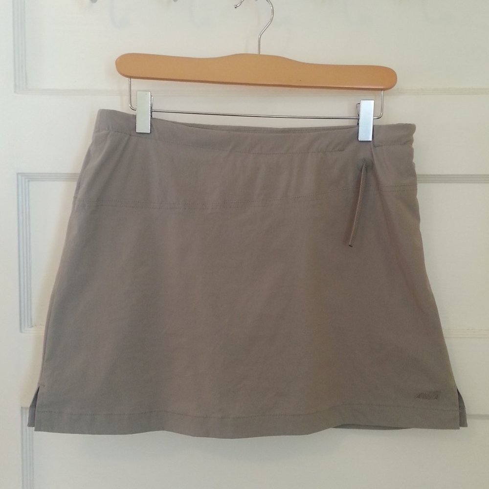 Avia grey cotton mini activewear skort - size S